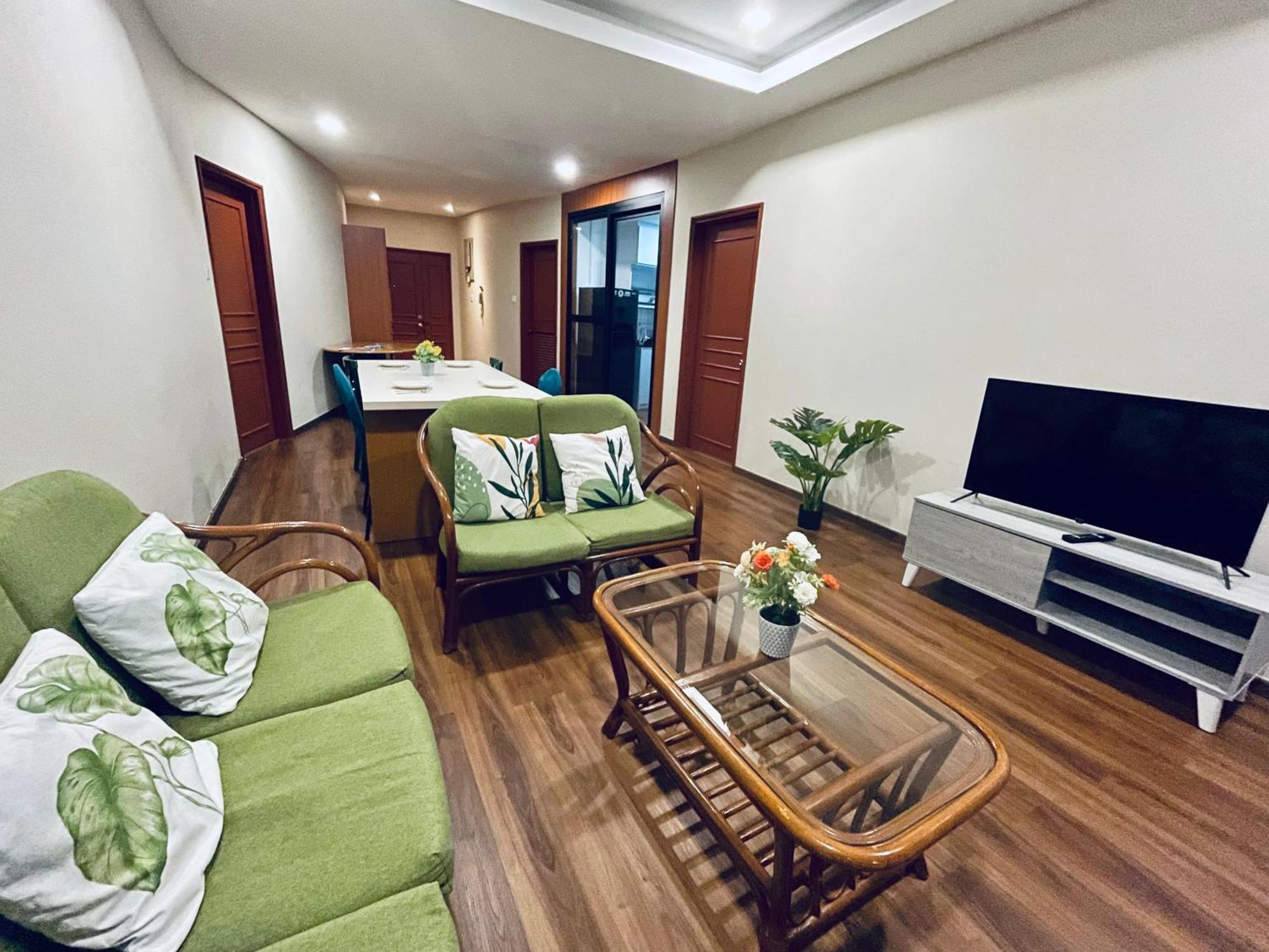 Kuching City Center Riverbank Suites With Marvelous River View Buitenkant foto