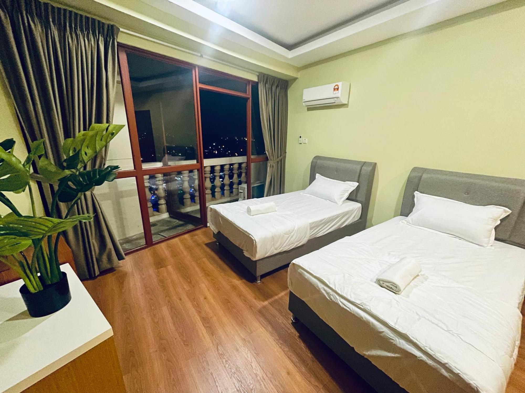 Kuching City Center Riverbank Suites With Marvelous River View Buitenkant foto